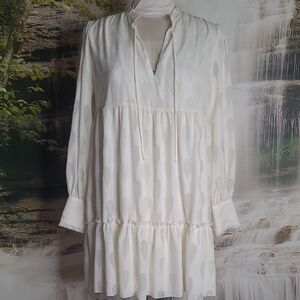 Ophelia Roe Womens Medium long sleeve cream tear drop flowy feminine vneck dress